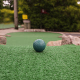 OT-GOLFBALLGREEN